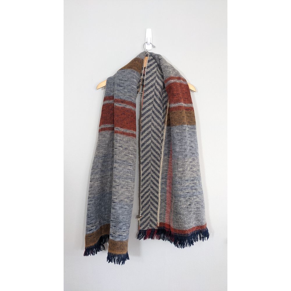 Fringed blanket scarf